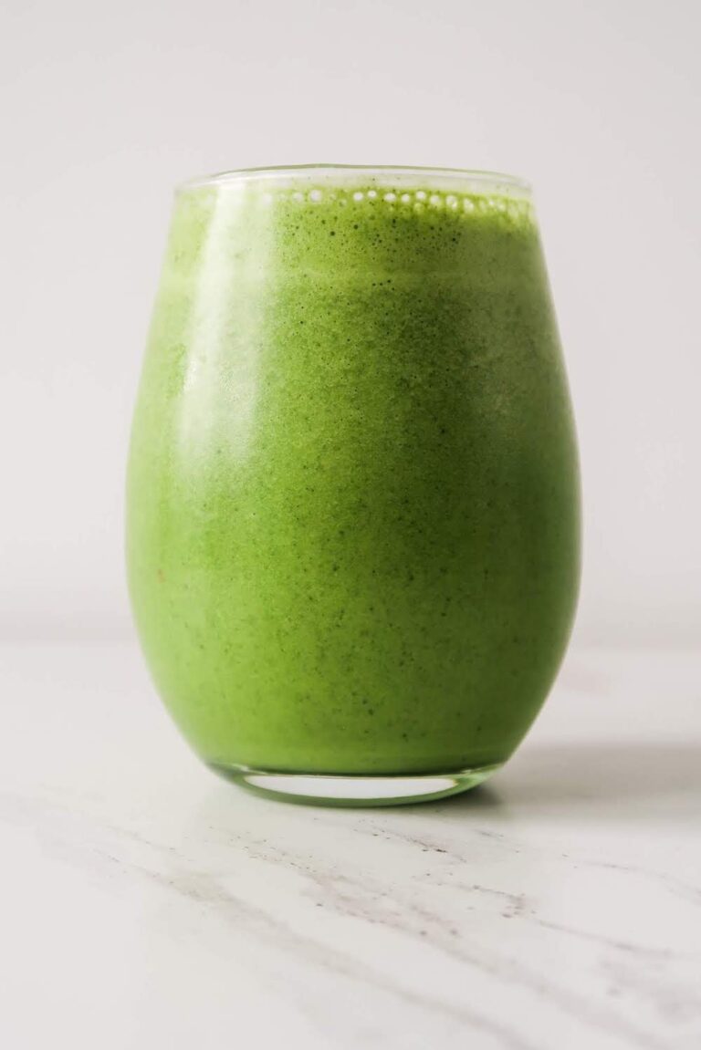 Healthy green smoothie with a tropical twist! This tropical green smoothie is great for breakfast or a snack - it will give you the energy and nutrients you need to make this day a better one! This healthy drink can also help with your digestion and your skin!